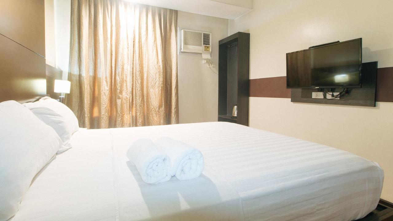 Lorenzzo Suites Hotel Makati City Luaran gambar