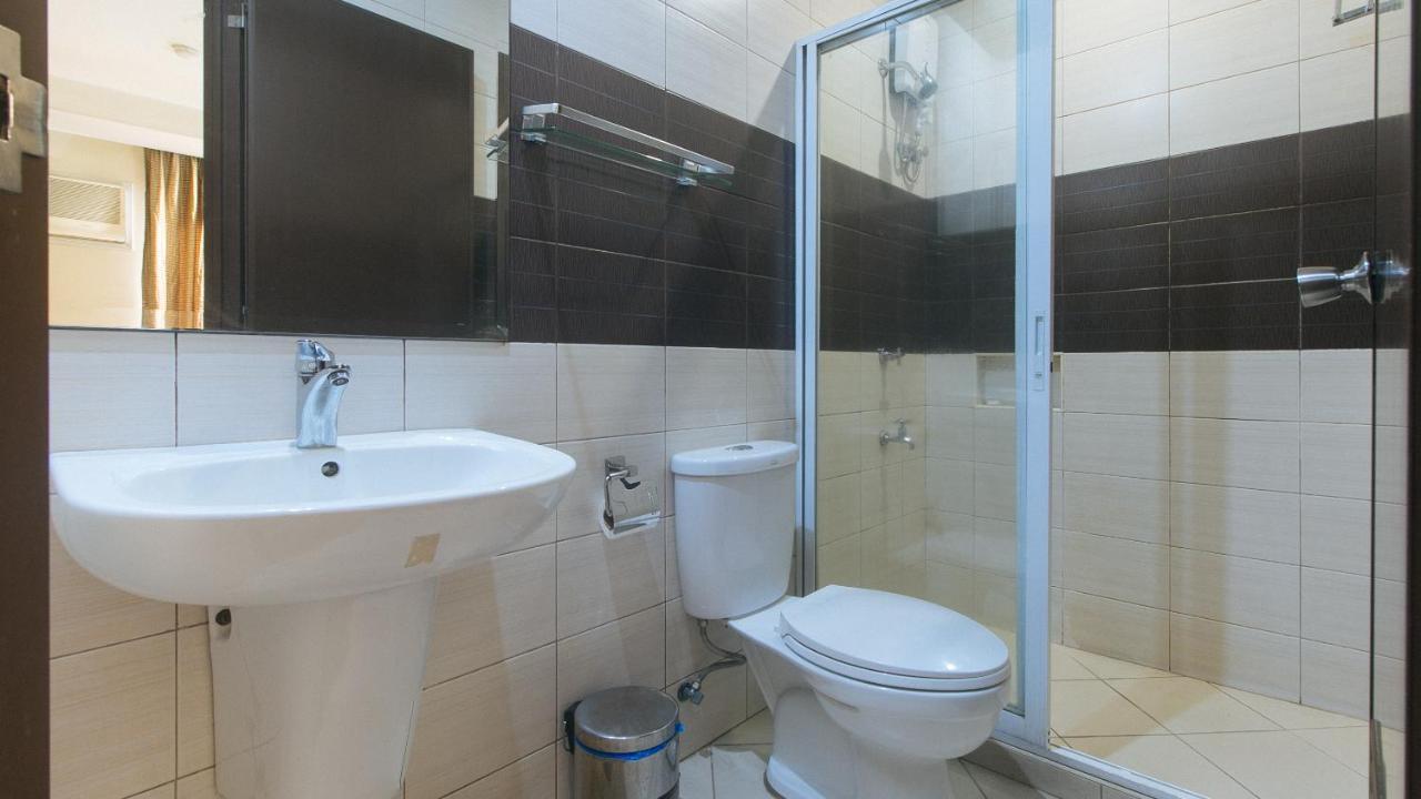 Lorenzzo Suites Hotel Makati City Luaran gambar