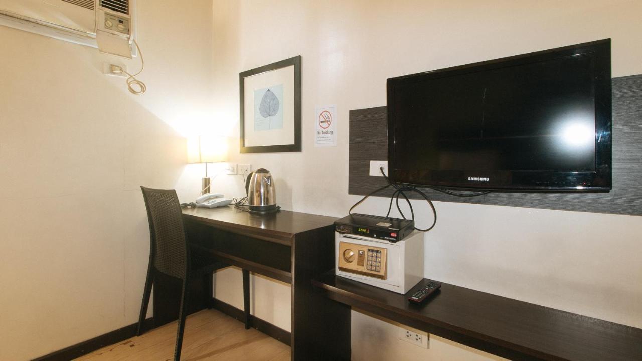 Lorenzzo Suites Hotel Makati City Luaran gambar