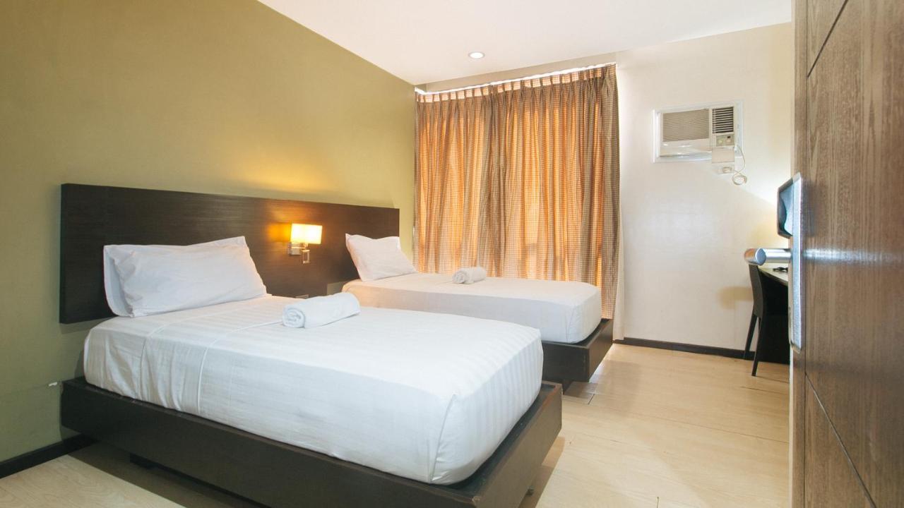 Lorenzzo Suites Hotel Makati City Luaran gambar