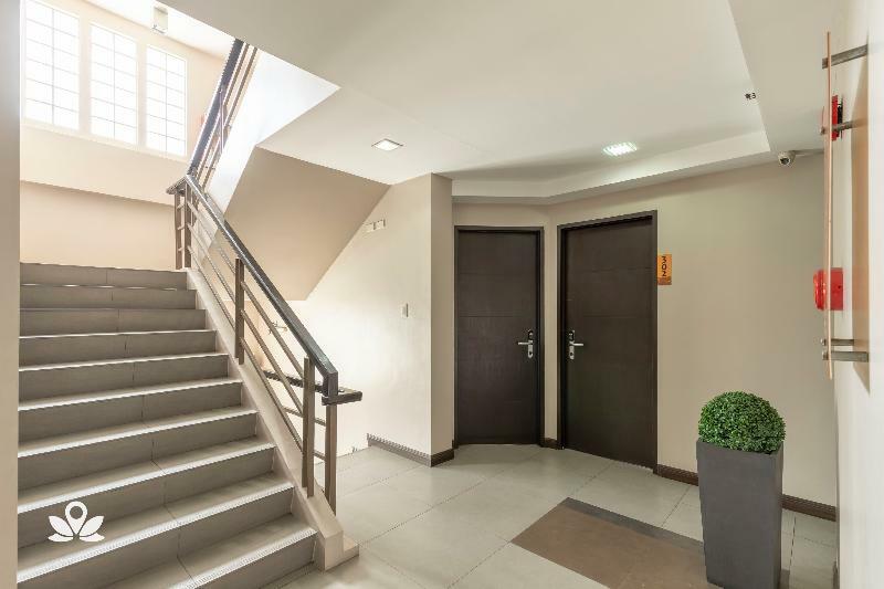 Lorenzzo Suites Hotel Makati City Luaran gambar